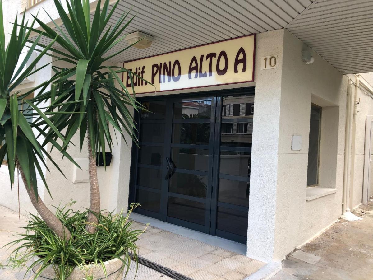 סאלו Apartamento Familiar Leomar מראה חיצוני תמונה